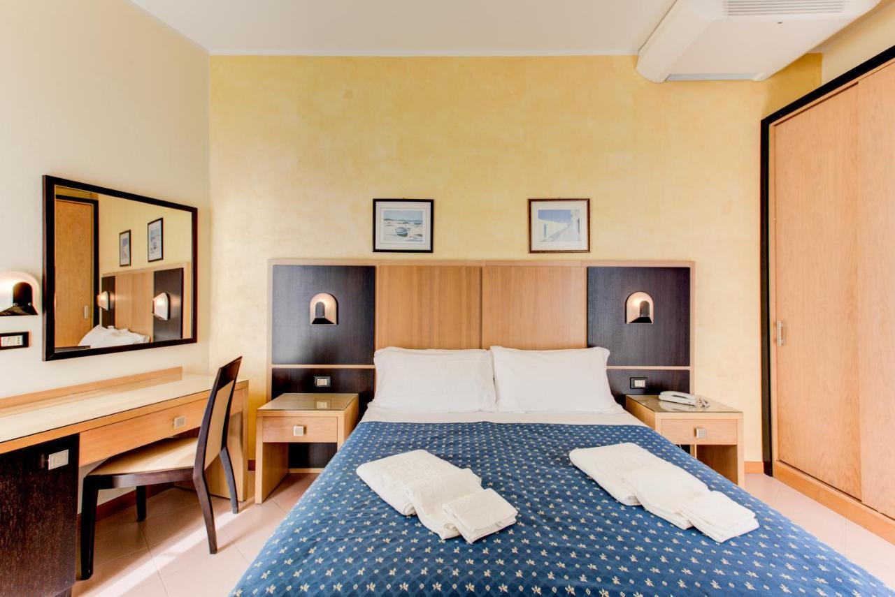 Hotel Verona Cesenatico Ngoại thất bức ảnh