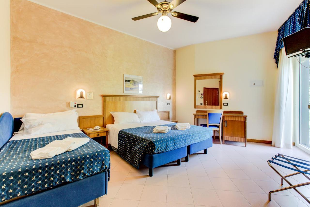 Hotel Verona Cesenatico Ngoại thất bức ảnh
