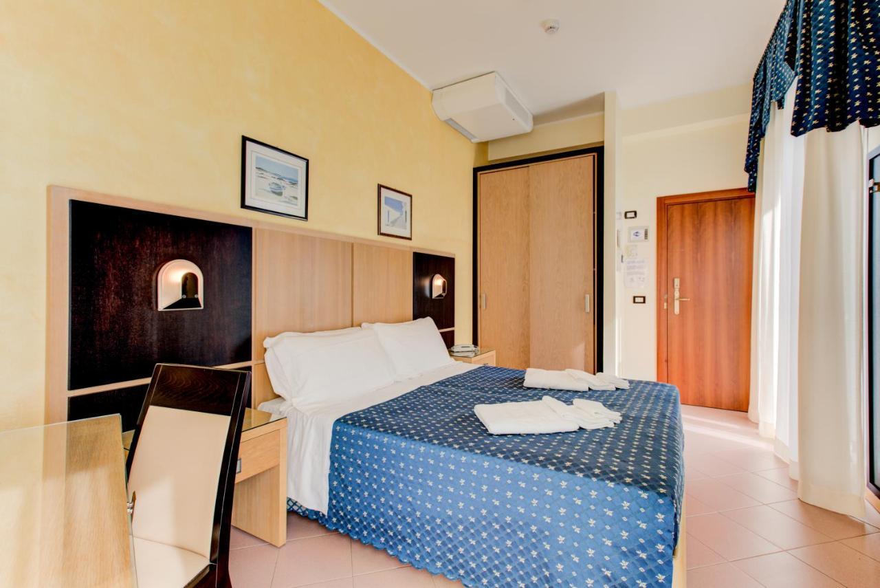 Hotel Verona Cesenatico Ngoại thất bức ảnh
