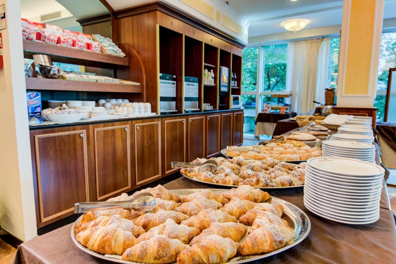 Hotel Verona Cesenatico Ngoại thất bức ảnh