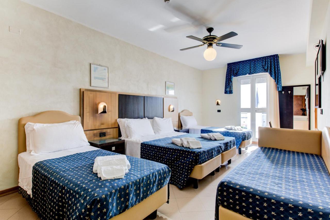 Hotel Verona Cesenatico Ngoại thất bức ảnh