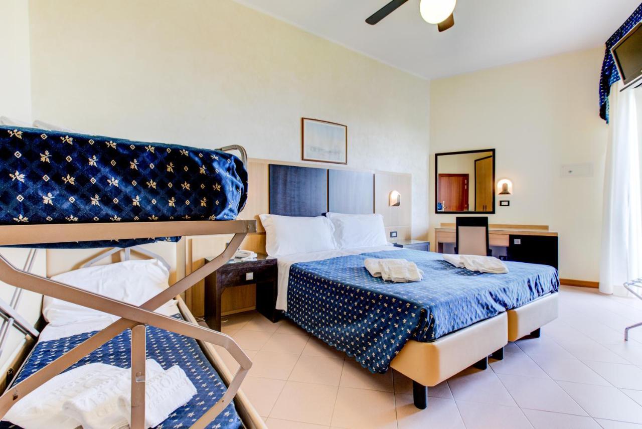Hotel Verona Cesenatico Ngoại thất bức ảnh