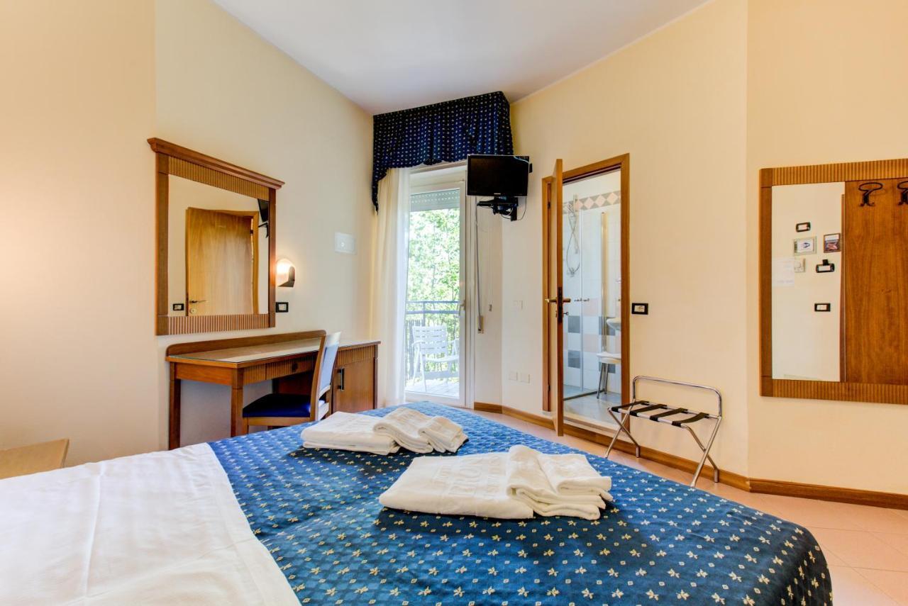 Hotel Verona Cesenatico Ngoại thất bức ảnh