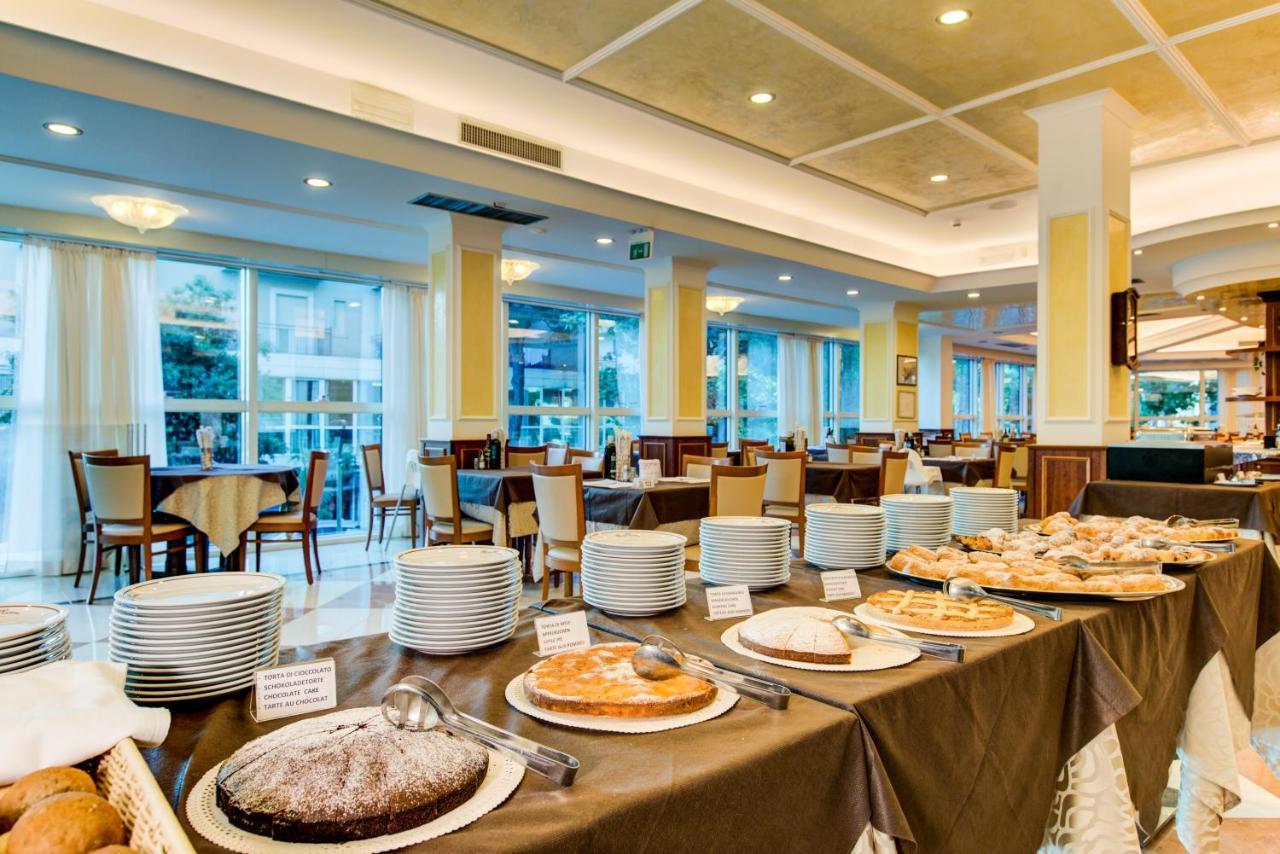 Hotel Verona Cesenatico Ngoại thất bức ảnh