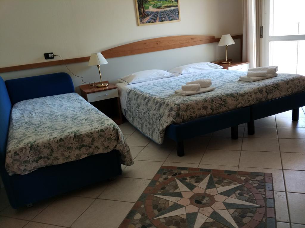 Hotel Verona Cesenatico Ngoại thất bức ảnh